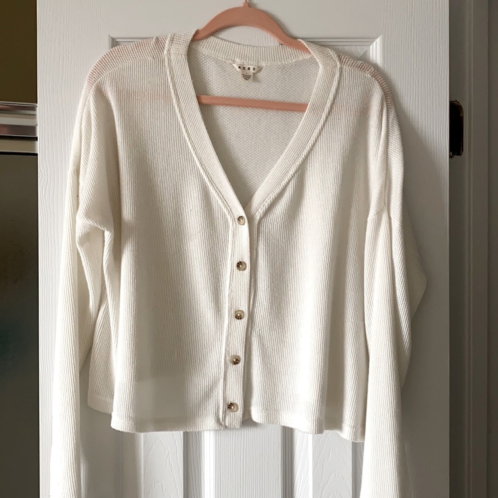 White crop sweater